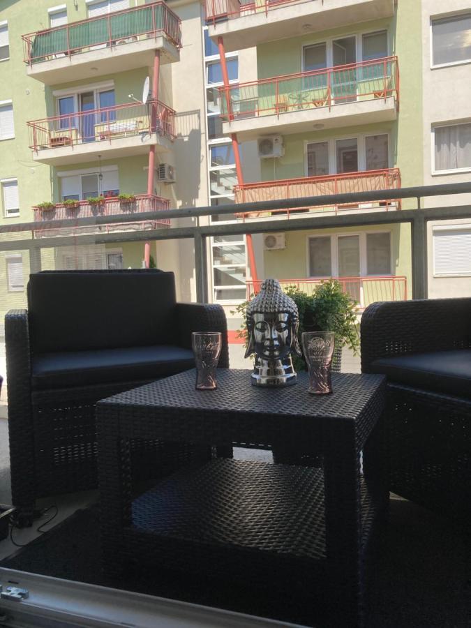 Swiss Luxury Apartment Mosonmagyaróvár Eksteriør billede