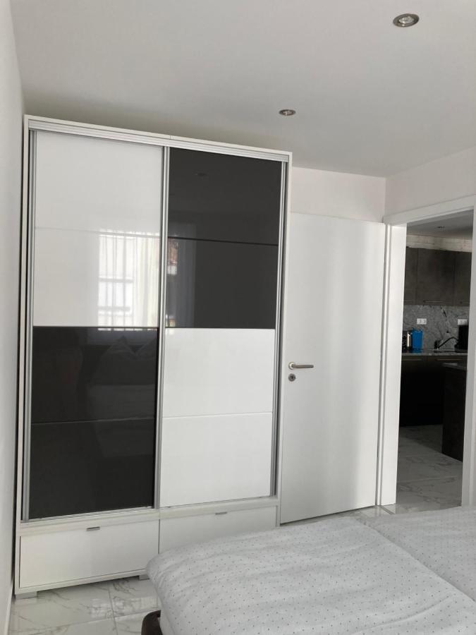 Swiss Luxury Apartment Mosonmagyaróvár Eksteriør billede
