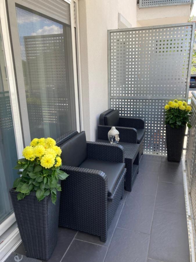 Swiss Luxury Apartment Mosonmagyaróvár Eksteriør billede